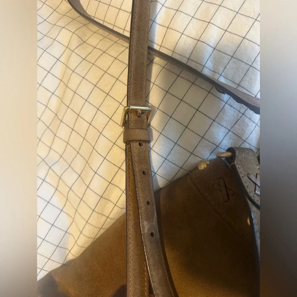 Lauren Ralph Lauren Beige Suede Fringe Shoulder Bag - Picture 5 of 10